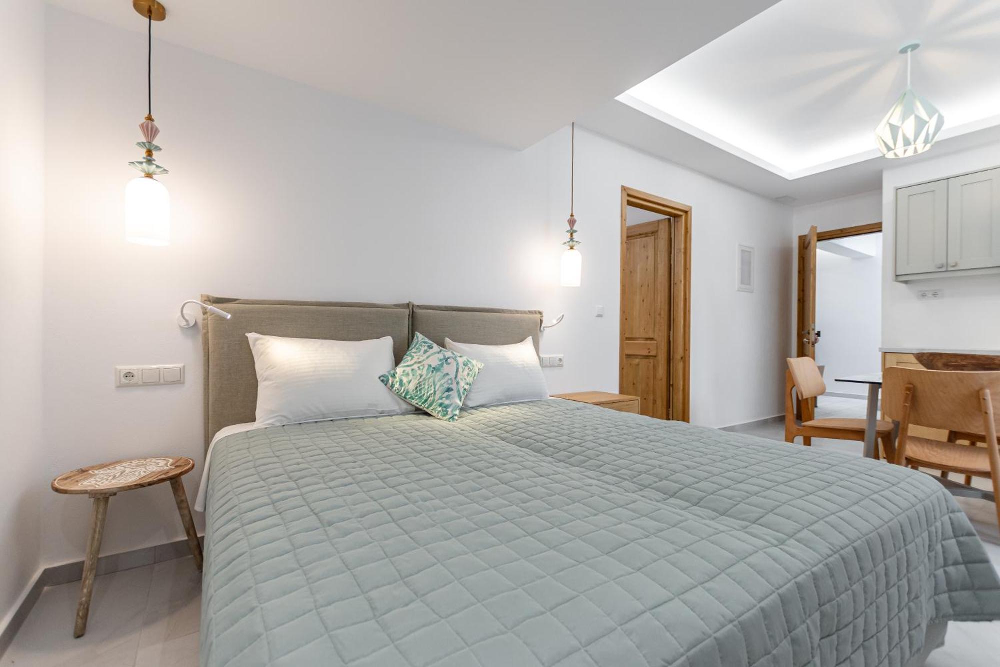 Galazia Boutique Apartments Naxos City Экстерьер фото